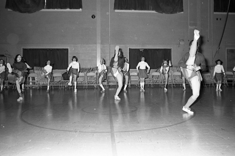 Scaled image scan372.jpg 